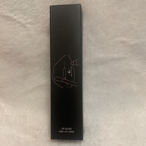 BEAUTY VAULTE 2pc Lip Gloss & Liner Duo Set FEELING PHOEBE (Mauve Brown) New - Picture 3 of 9